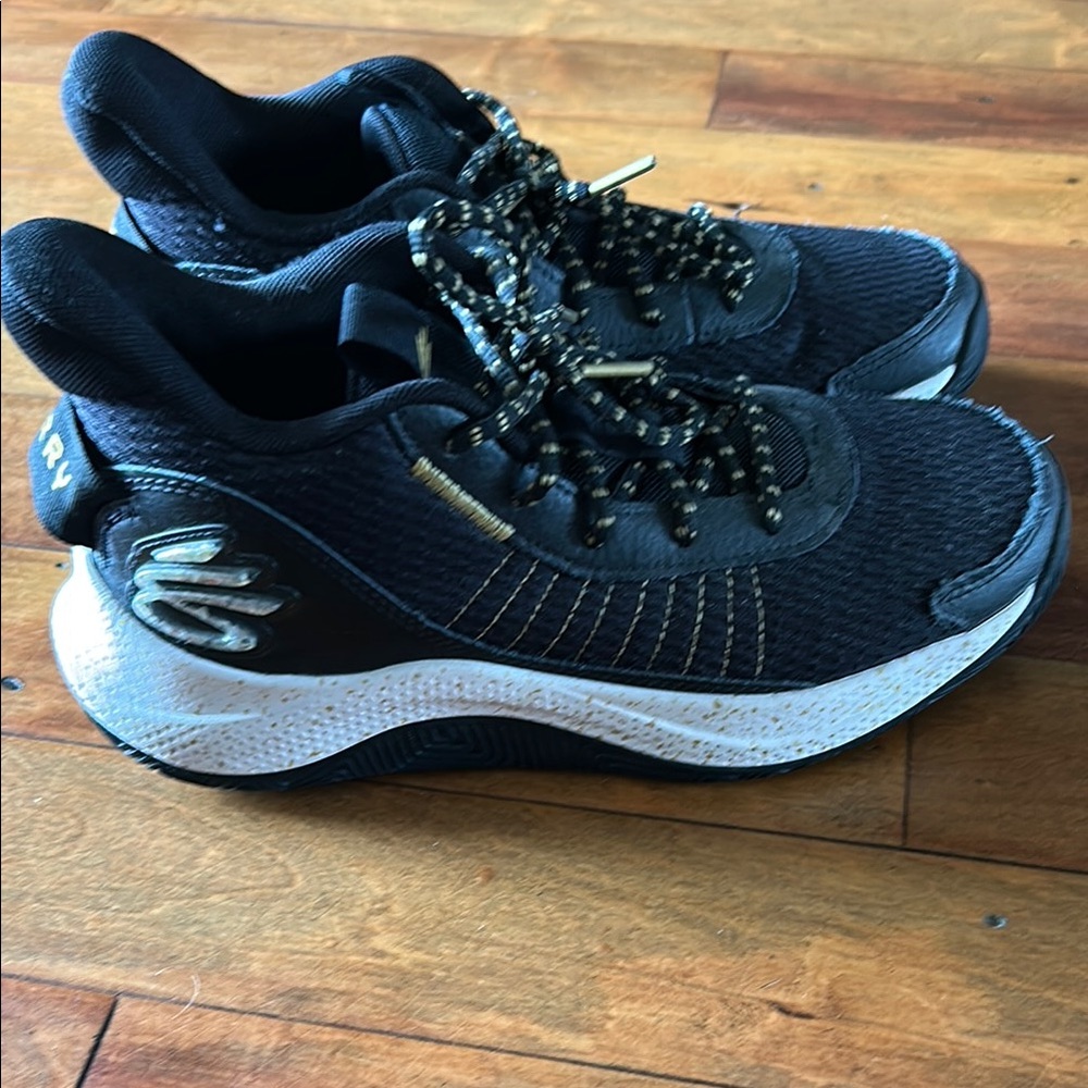 Curry Youth Basketball Shoes